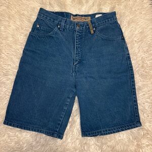 Vintage Levi’s 900 Series Mom Jeans Shorts Blue Jeans 100% Cotton Size 9